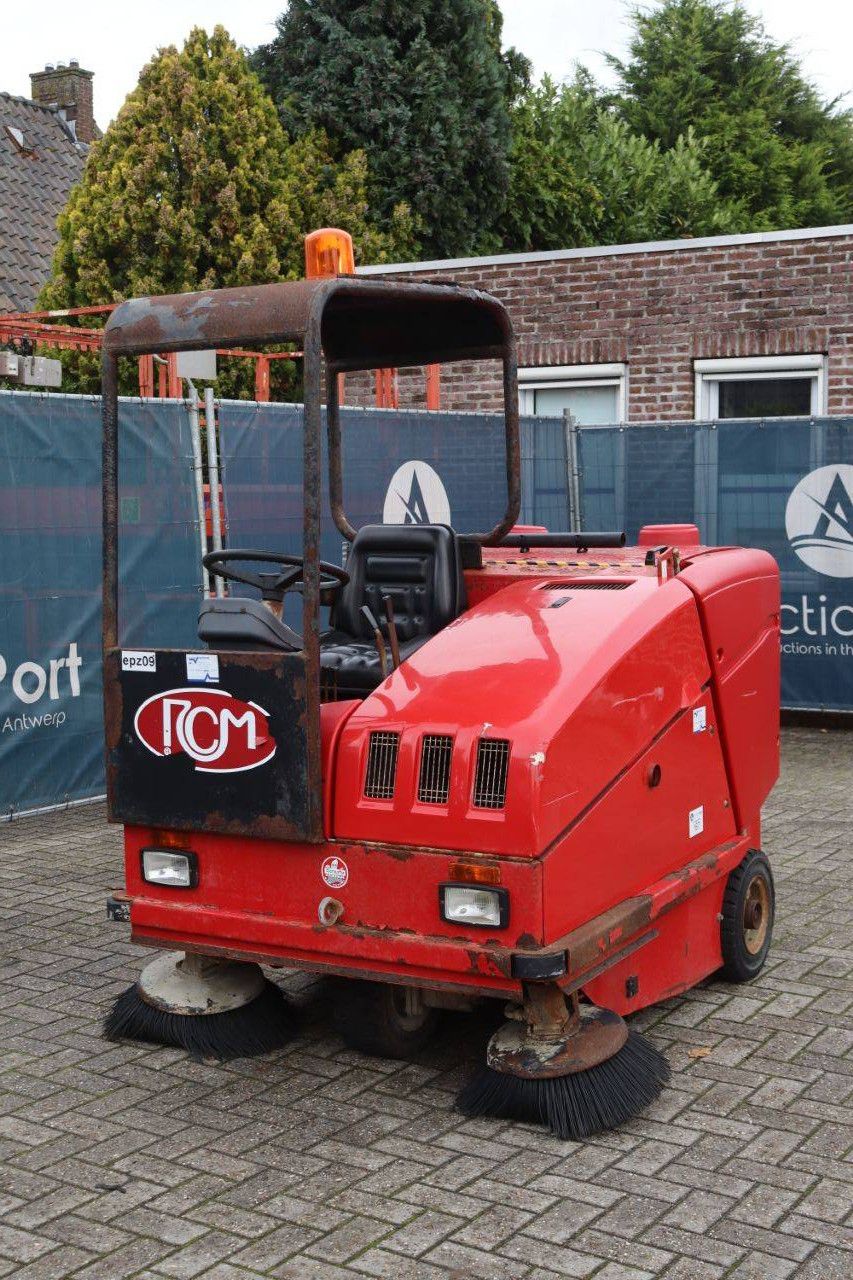 Kehrmaschine RCM R mille D Diesel 2003