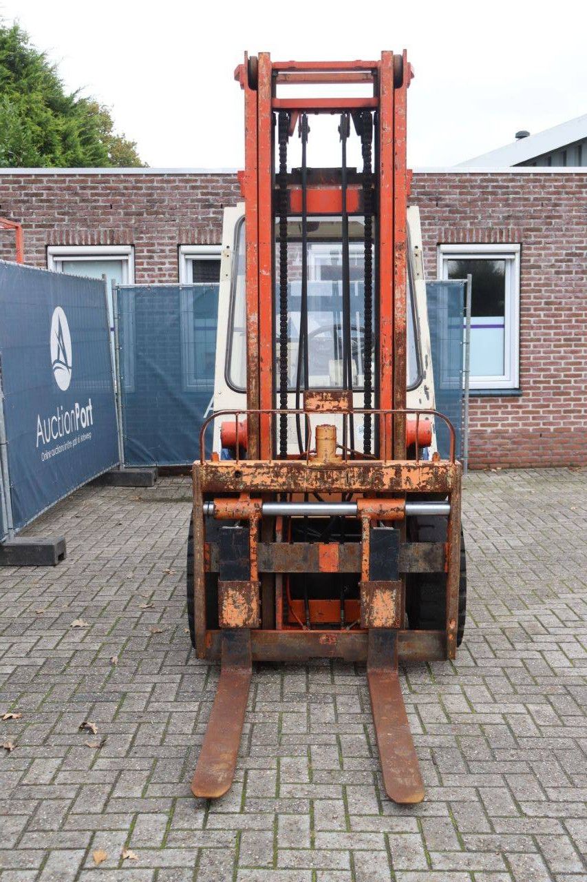 Gabelstapler Nissan RGH 02A-30U Treibgas 3000kg 4,0m