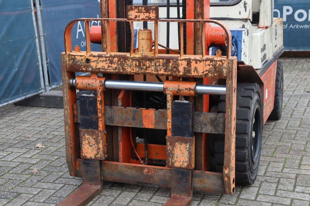 Gabelstapler Nissan RGH 02A-30U Treibgas 3000kg 4,0m