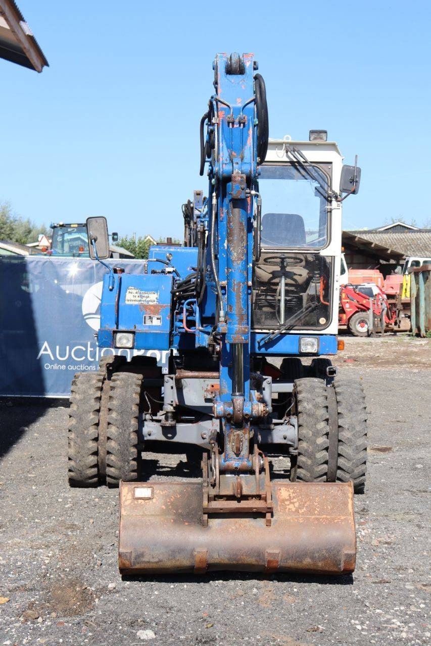 Atlas 1004 Diesel-Mobilbagger 1989