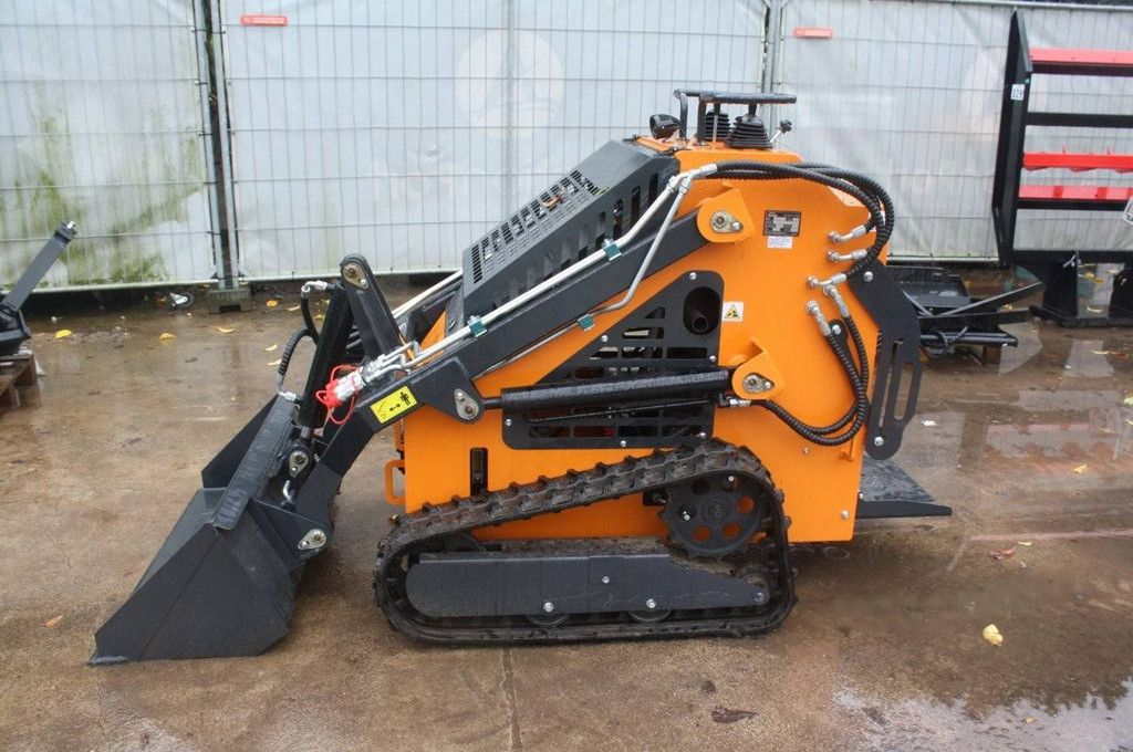 Kompaktlader Arteer QB-480 Benzin 24 PS 2025 Neu