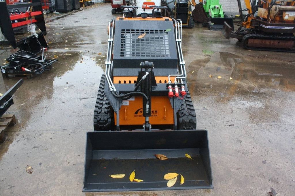 Kompaktlader Arteer QB-480 Benzin 24 PS 2025 Neu