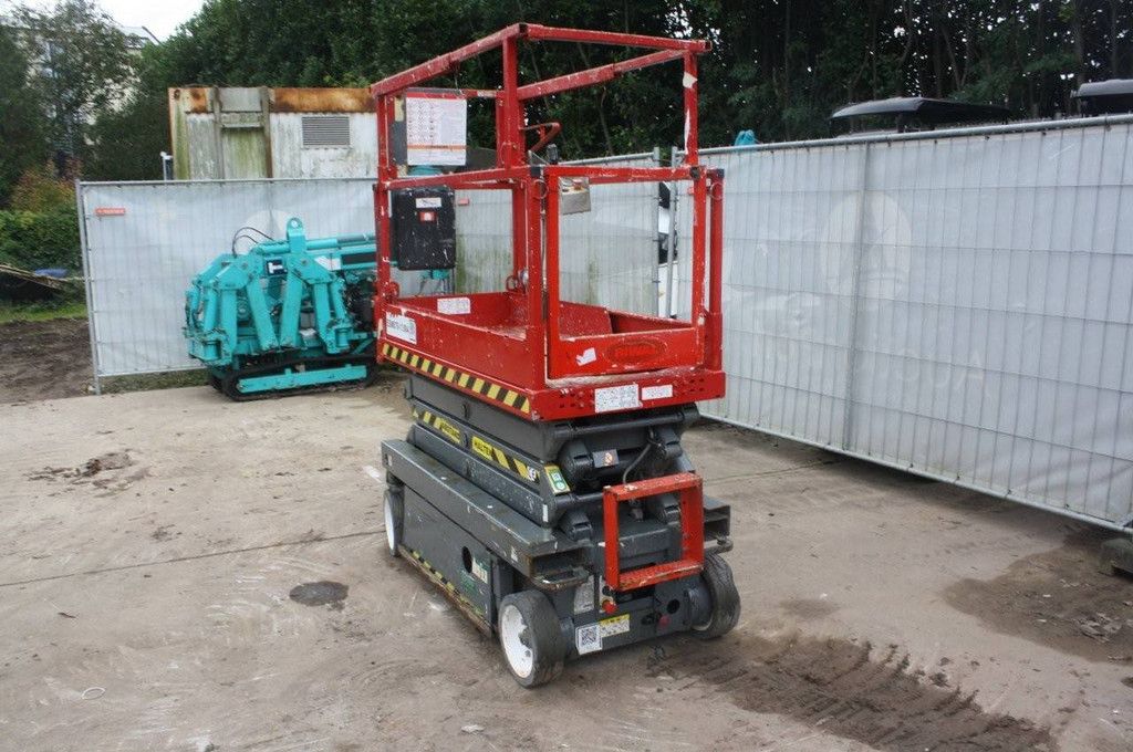 Scissor Lift Skyjack SJ3219 Electric 7.8m 2013