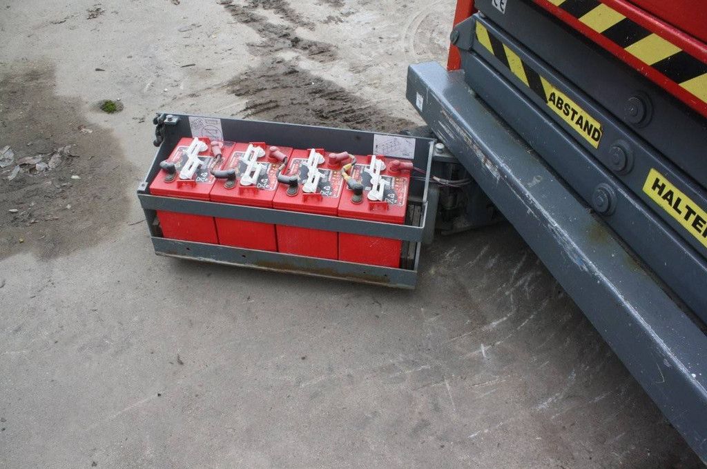 Scissor Lift Skyjack SJ3219 Electric 7.8m 2013