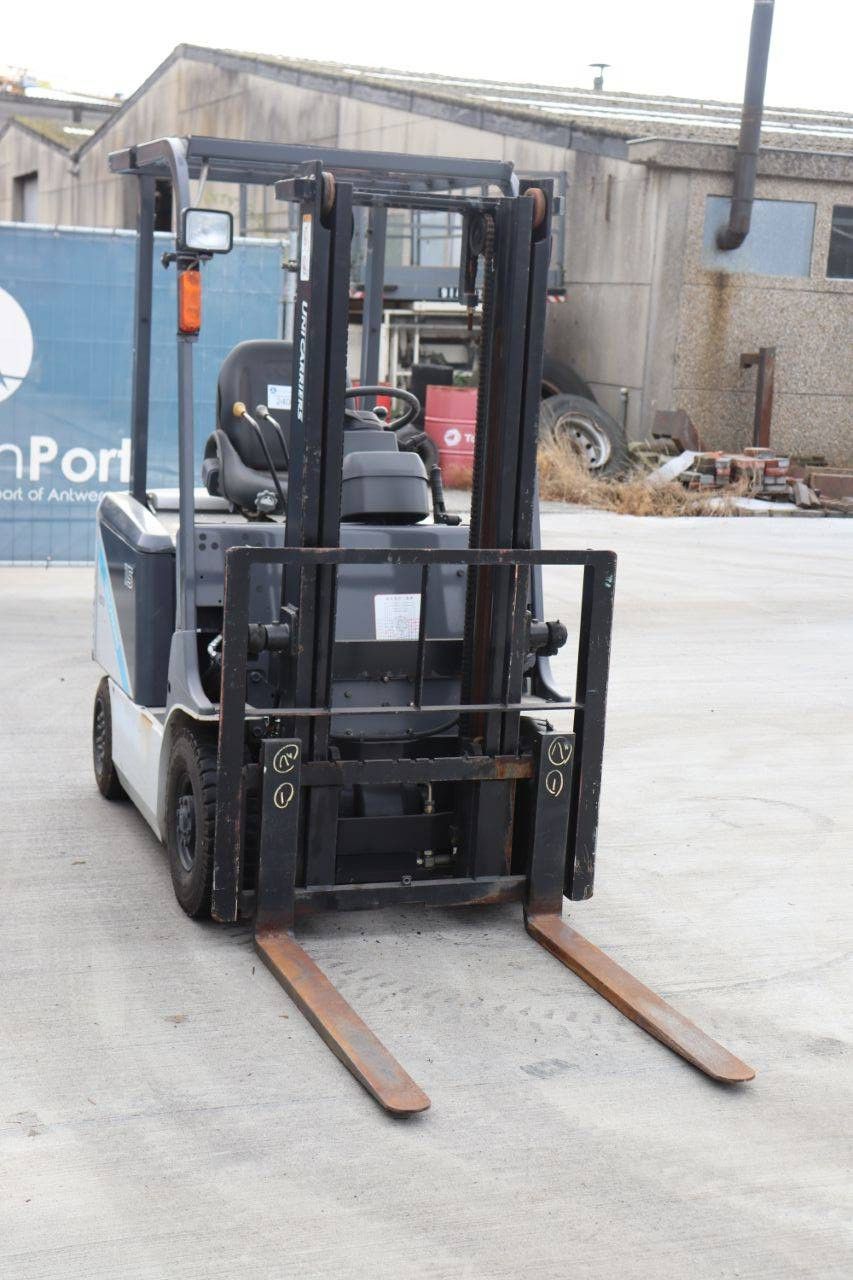 Unicarriers 15 Elektro-Gabelstapler 1500 kg 3 m
