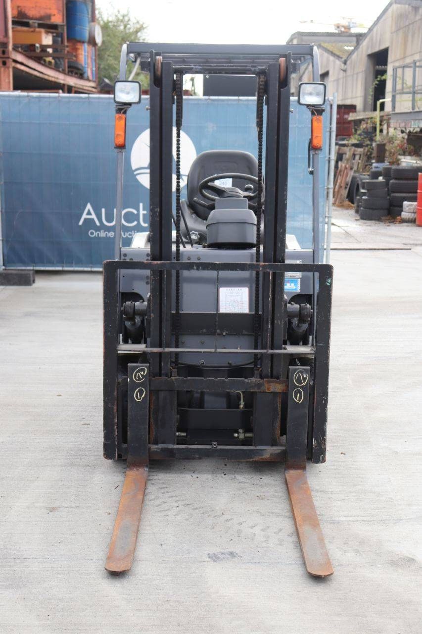 Unicarriers 15 Elektro-Gabelstapler 1500 kg 3 m