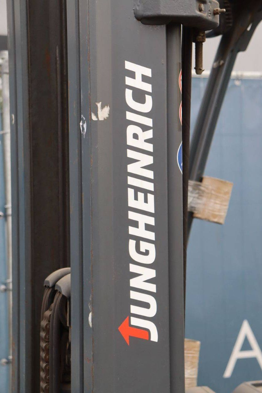 Forklift Jungheinrich EFG 216k 1600kg 4.64m 2015