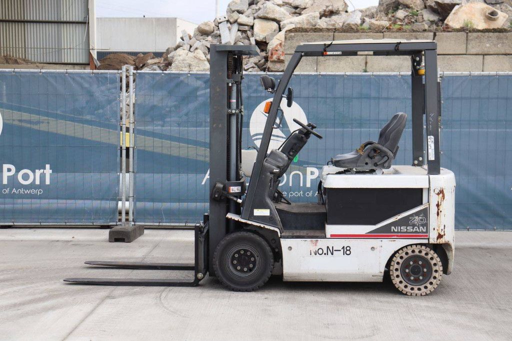 Gabelstapler Nissan T1B2 Elektro 1750kg 4,75m 2012