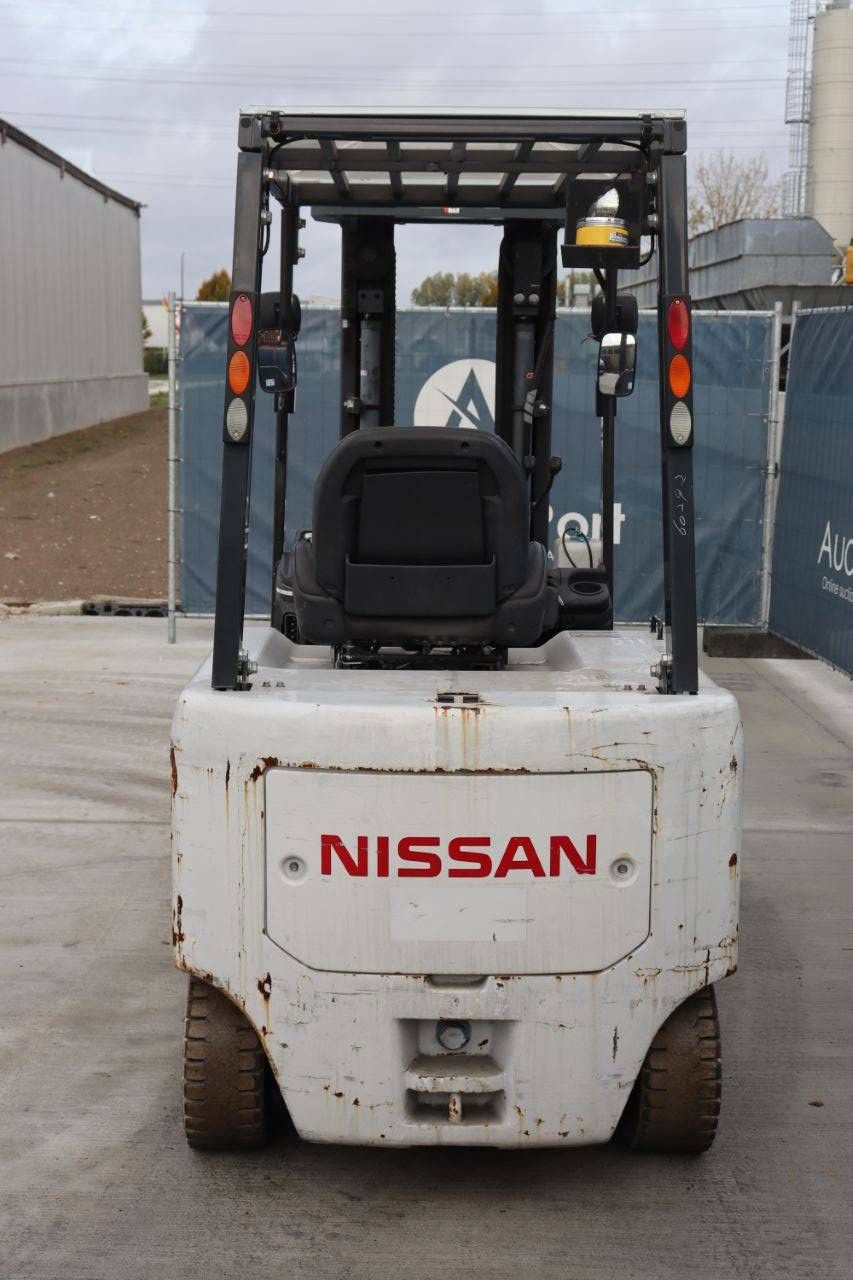 Gabelstapler Nissan T1B2 Elektro 1750kg 4,75m 2012