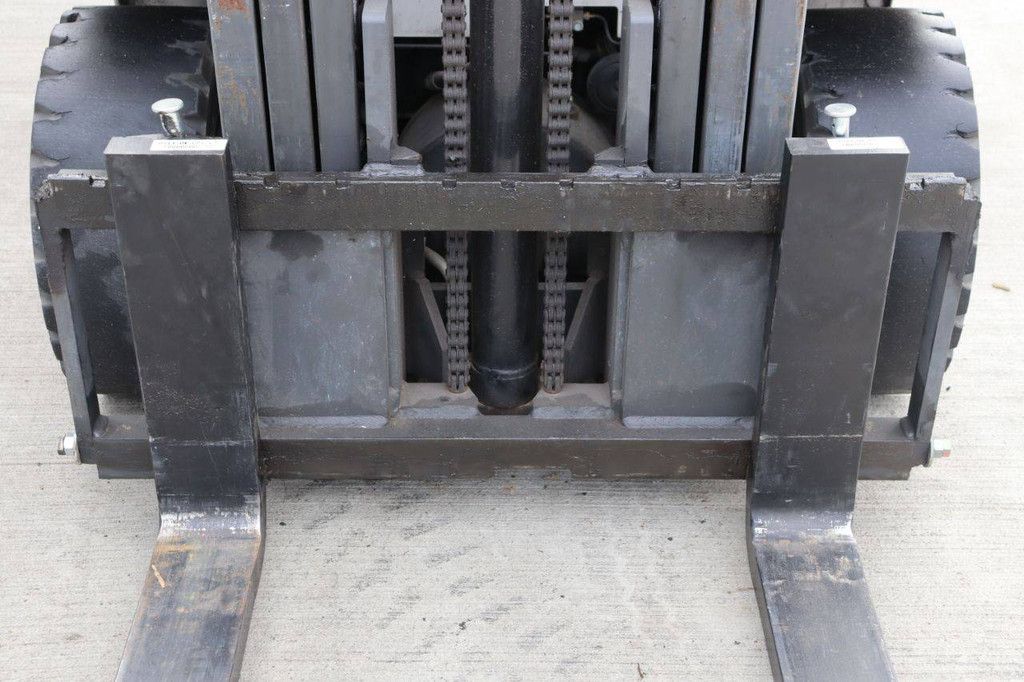Gabelstapler Nissan T1B2 Elektro 1750kg 4,75m 2012