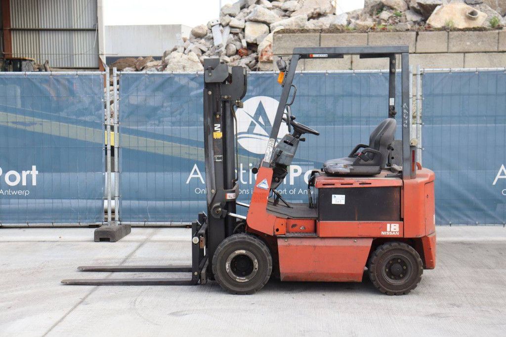 Gabelstapler Nissan XP01 Elektro 1150kg 3,0m 2003