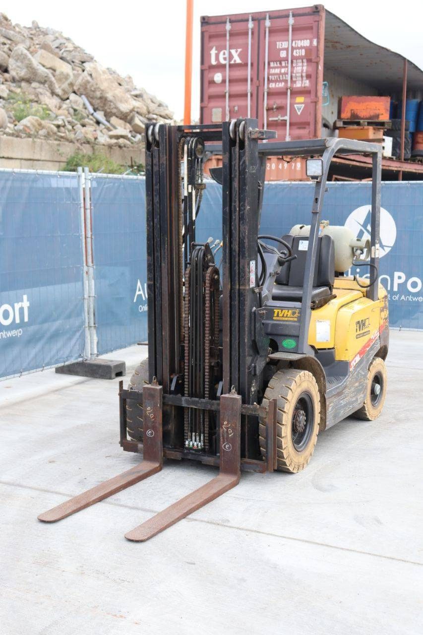 Forklift TCM TCM-FG25T-3 LPG 2500kg 4.8m 2012