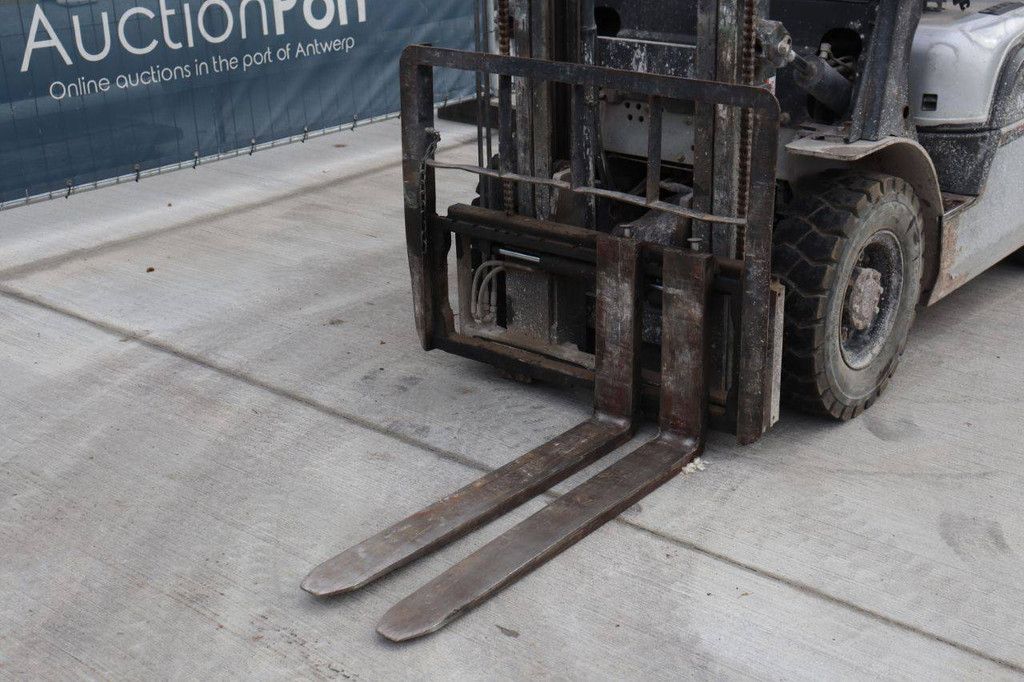Gabelstapler Nissan PL02 Treibgas 2500kg 3,0m
