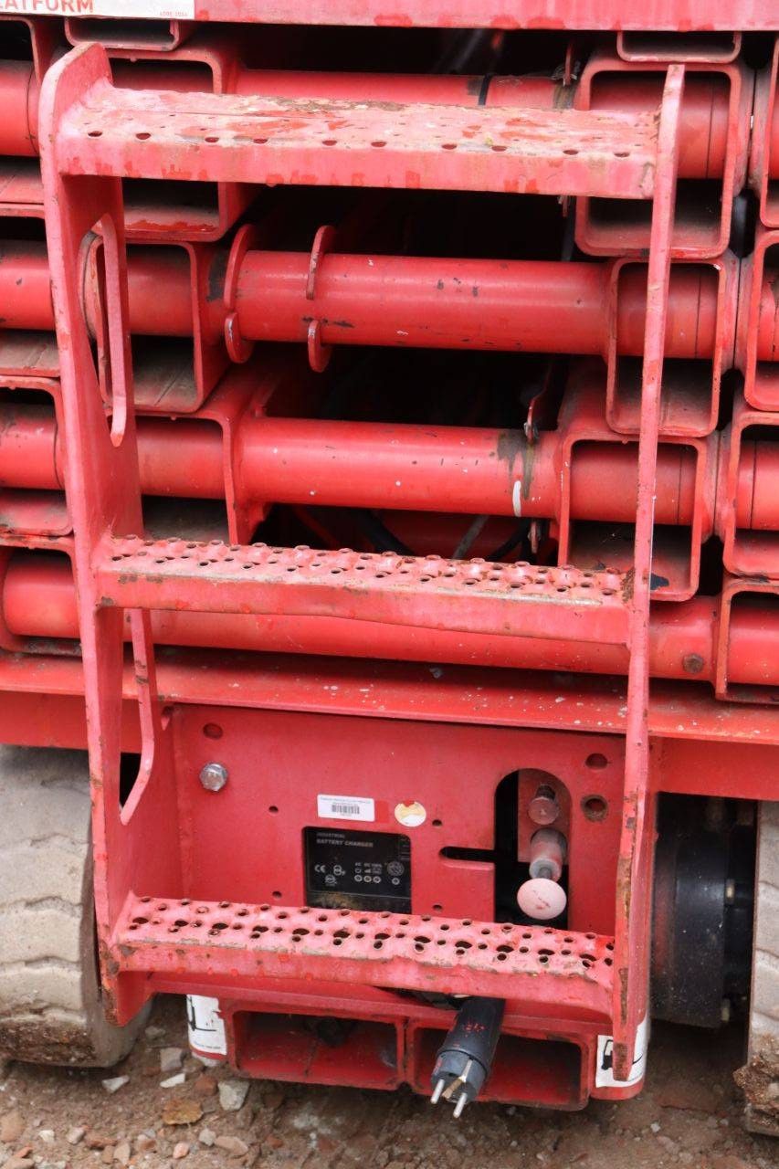 Scissor lift Genie GS2632 Electric 9.92m 2004