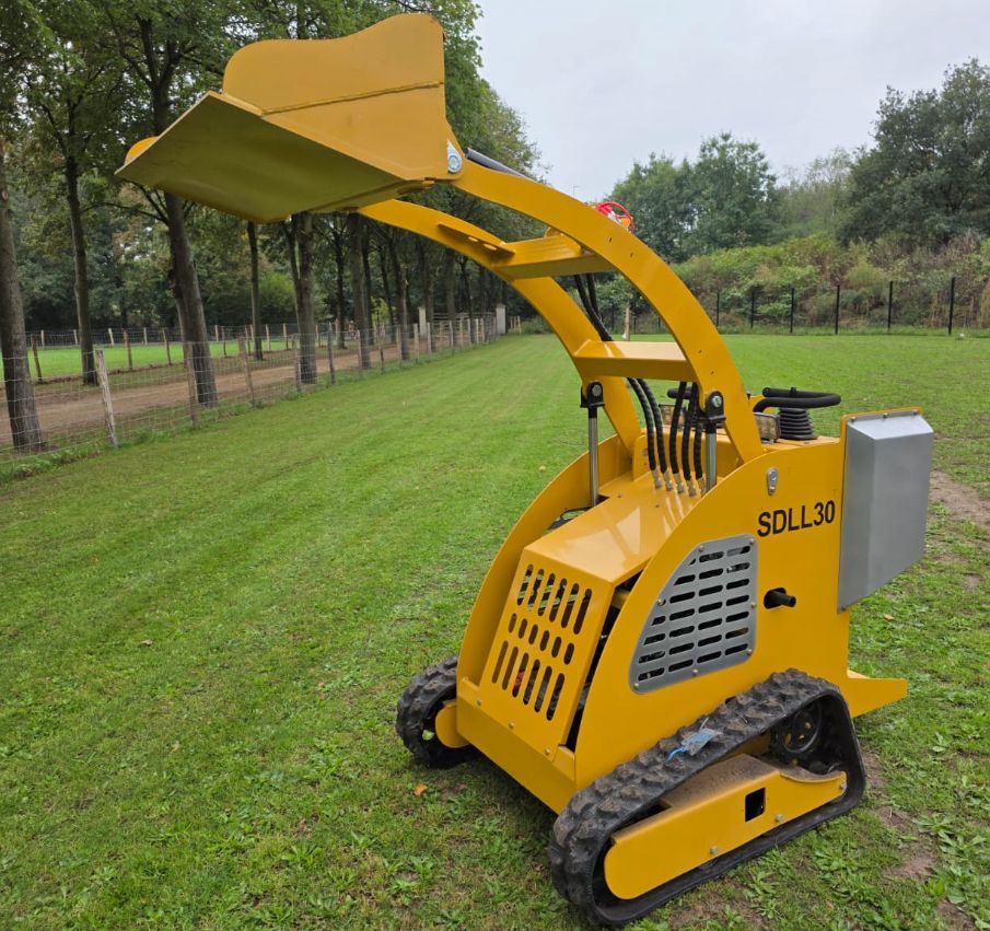 Schranklader skidster minishovel sherpha