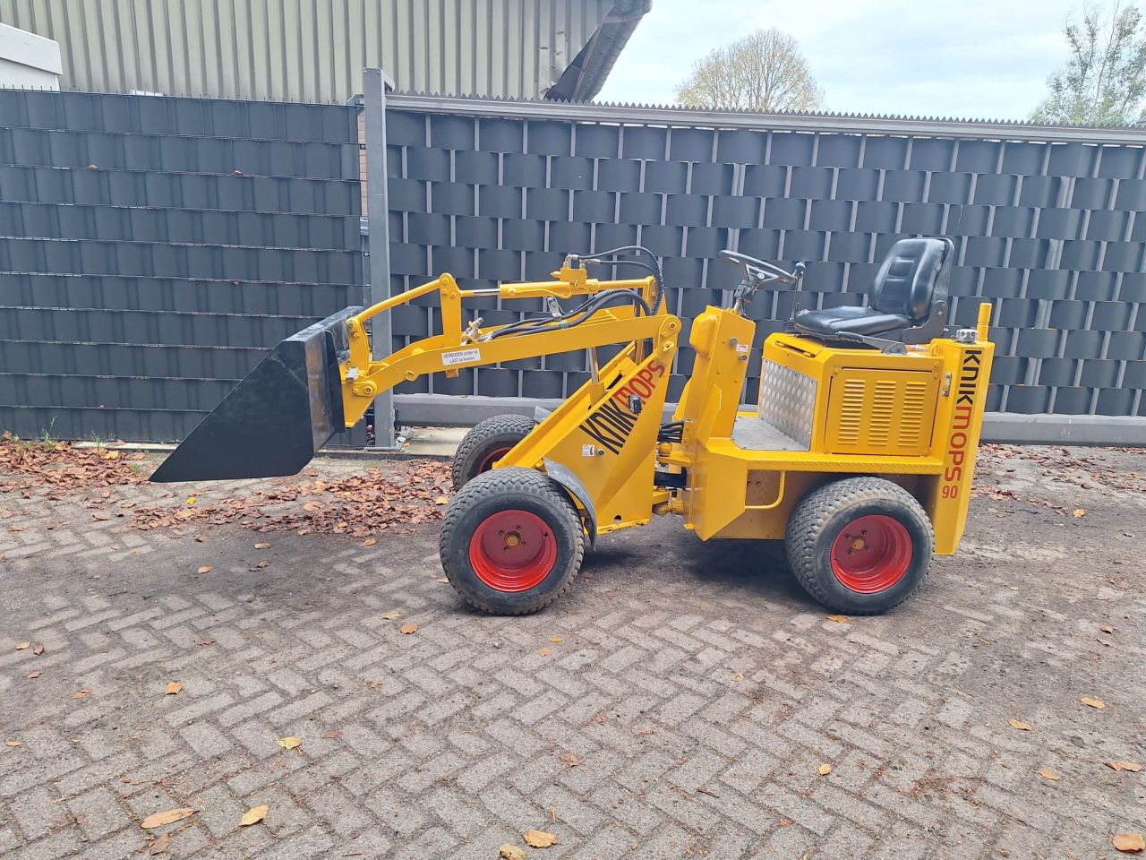 Knikmops 90 schaffer jobmann weidemann avant mini shovel