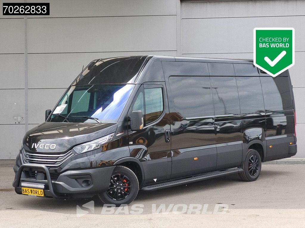 Iveco Daily 35S21 3.0L Automaat Black Edition 210PK L3H2 2025-Model 3,5t Trekvermogen ACC LED CarPlay Camera Parkeersensoren Velgen 16m3 Euro6 L4H2 16m3 Klima