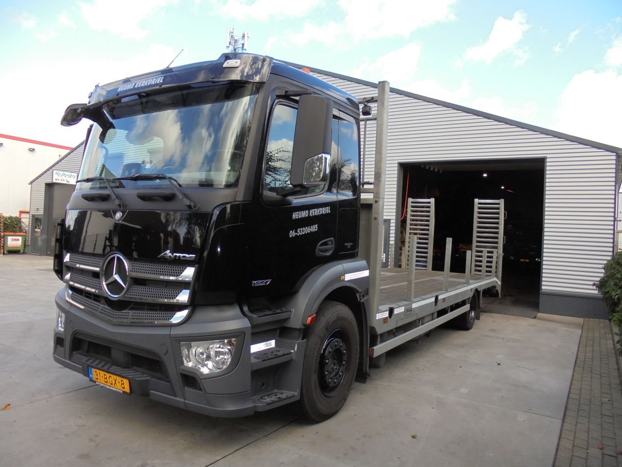 Mercedes antos,veldhuizen,oprijwagen