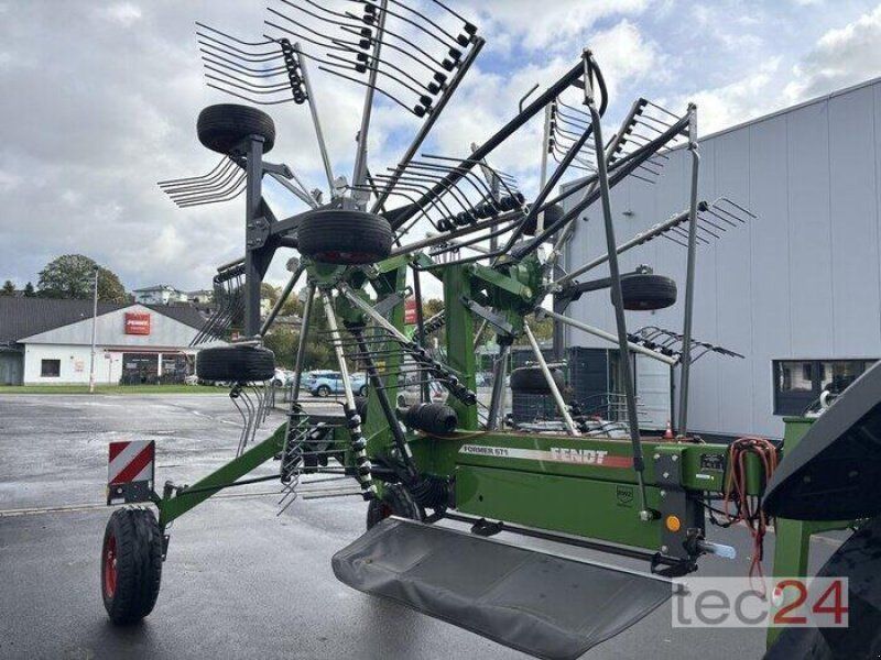 Fendt Former 671