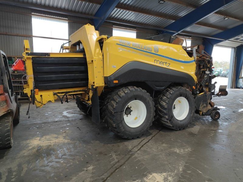 New Holland 1290