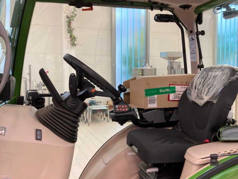 Fendt 211 Vario ProfiPlus