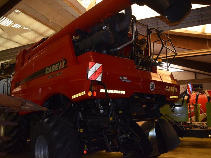 Case IH 7240 Axial Flow