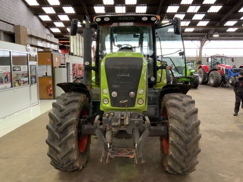 Claas AXION 820