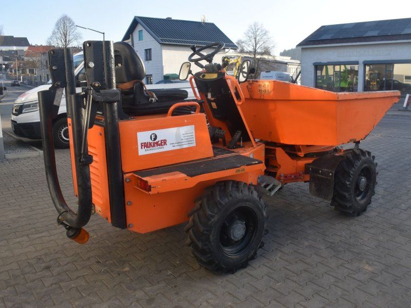 Thwaites MACH 477 mit Straßenzulassung