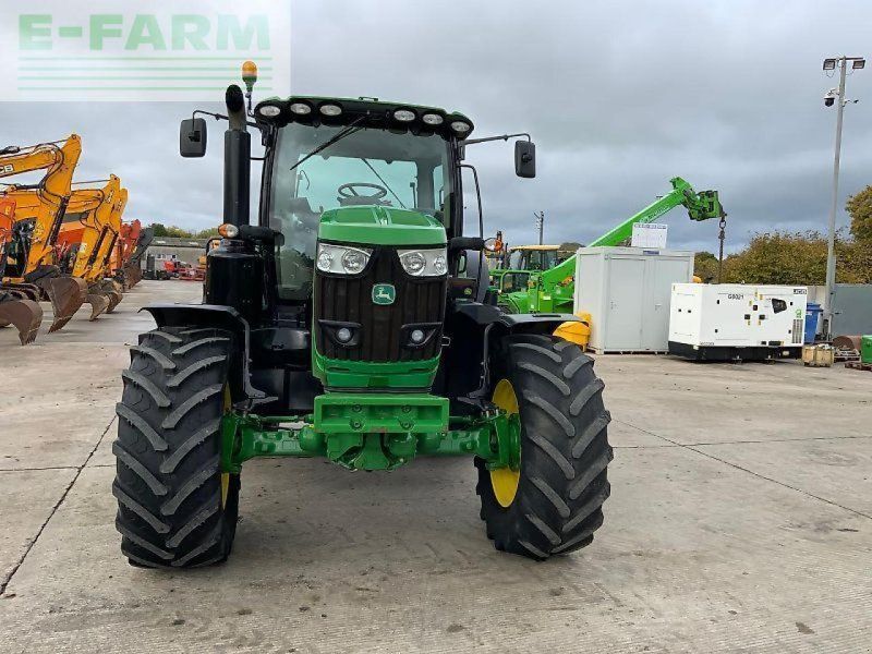 John Deere 6215r  (st24594)