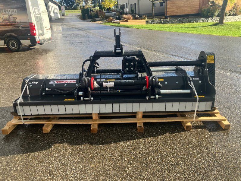 Fliegl SM Tornado 2750