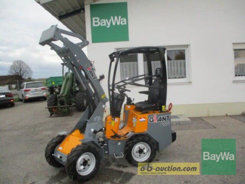 Giant G1200   #875