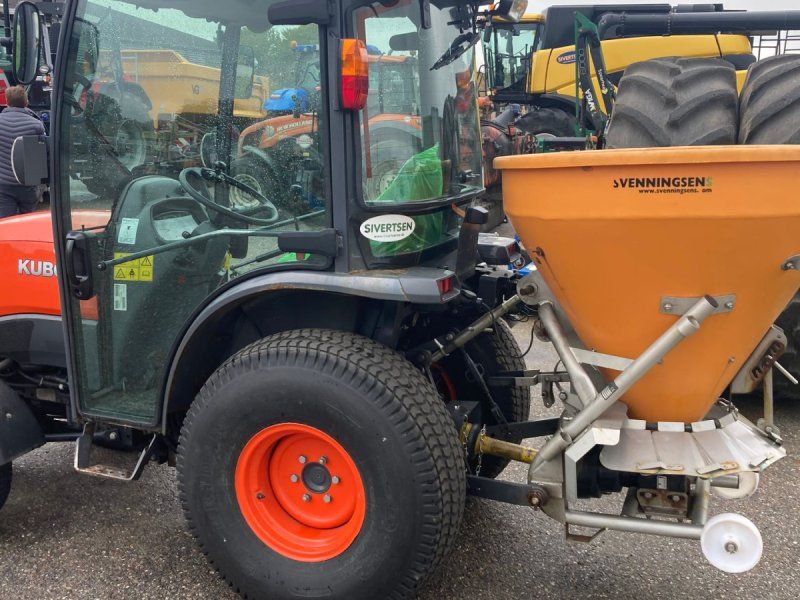Kubota STW37 Kompakttraktor