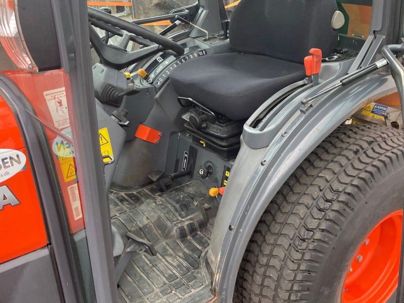 Kubota STW37 Kompakttraktor