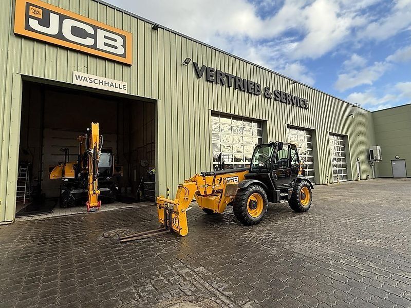 JCB 540V140