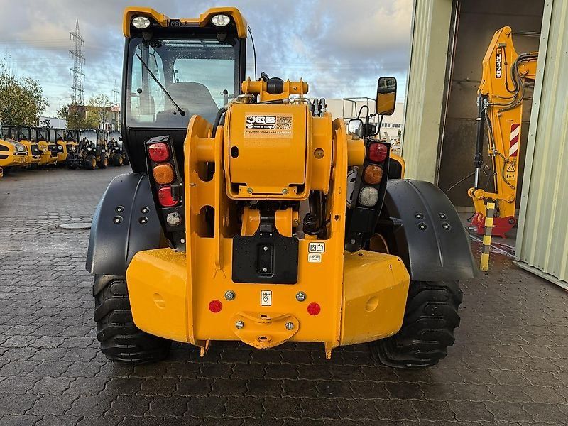 JCB 540V140