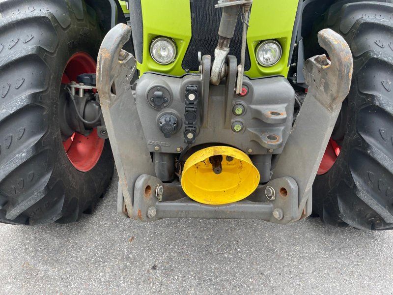Claas Arion 620 CMATIC CEBIS