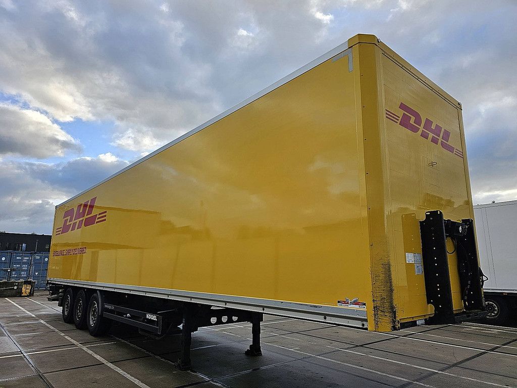 KOGEL SKH24 lift axle taillift