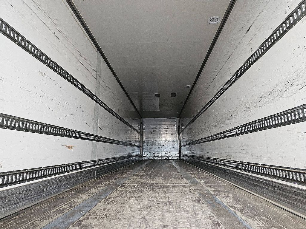KOGEL SKH24 lift axle taillift