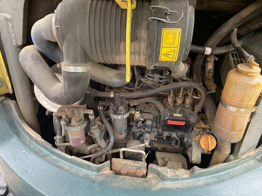 Yanmar Vio 25 minigraver 2700kg