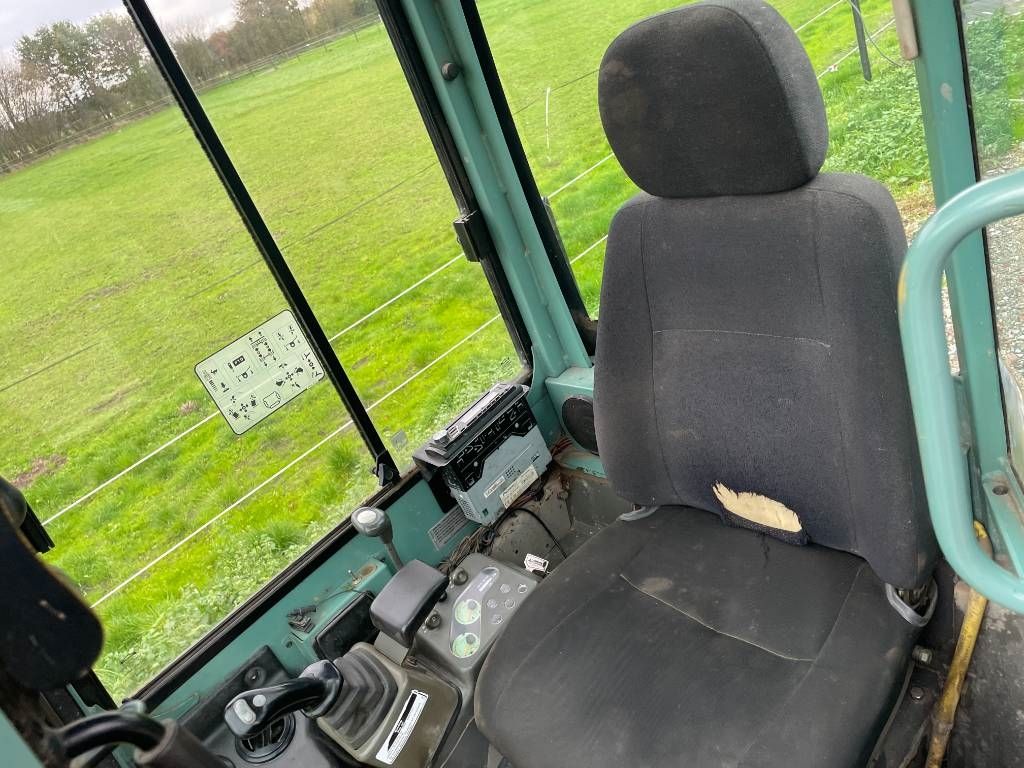 Yanmar Vio 25 minigraver 2700kg