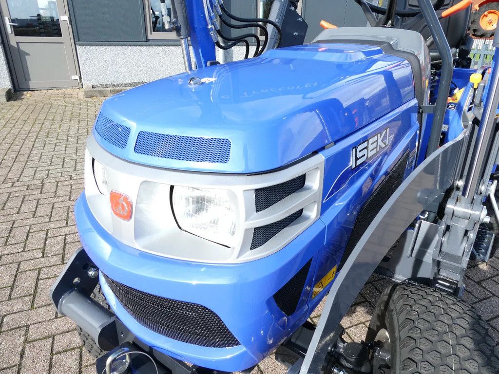 Iseki TM3267E 4wd / 0001 Draaiuren / Voorlader