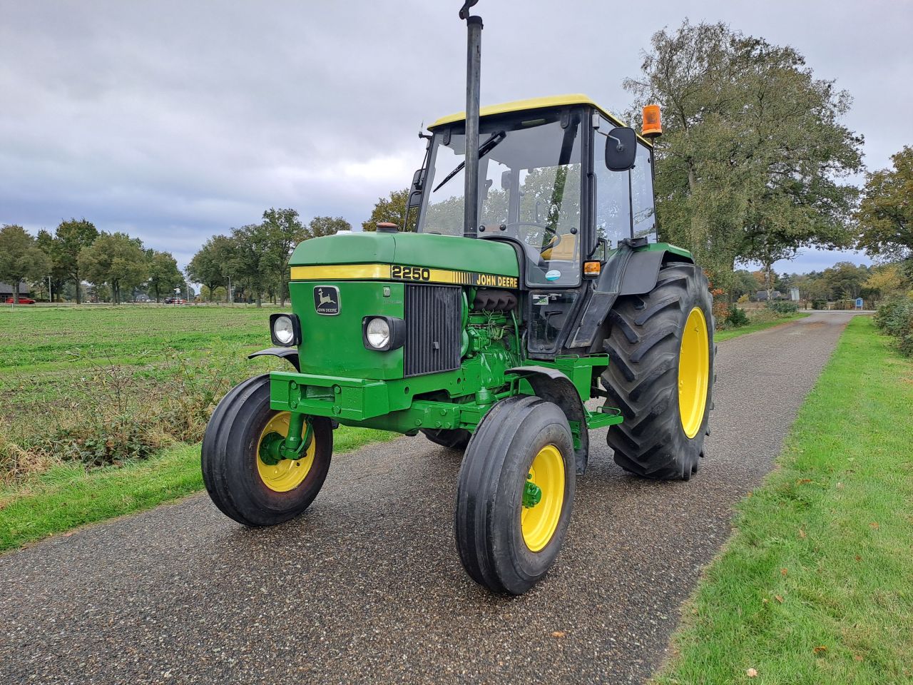 John Deere 2205- | kenteken | inruil & transport mogelijk