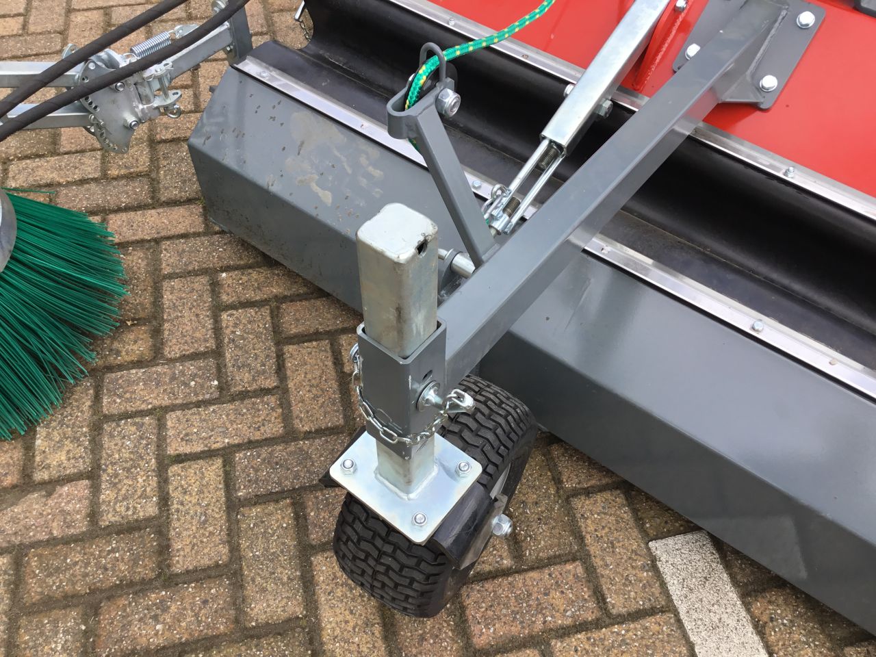 Veegborstel / veegmachine voor GiANT knikladers
