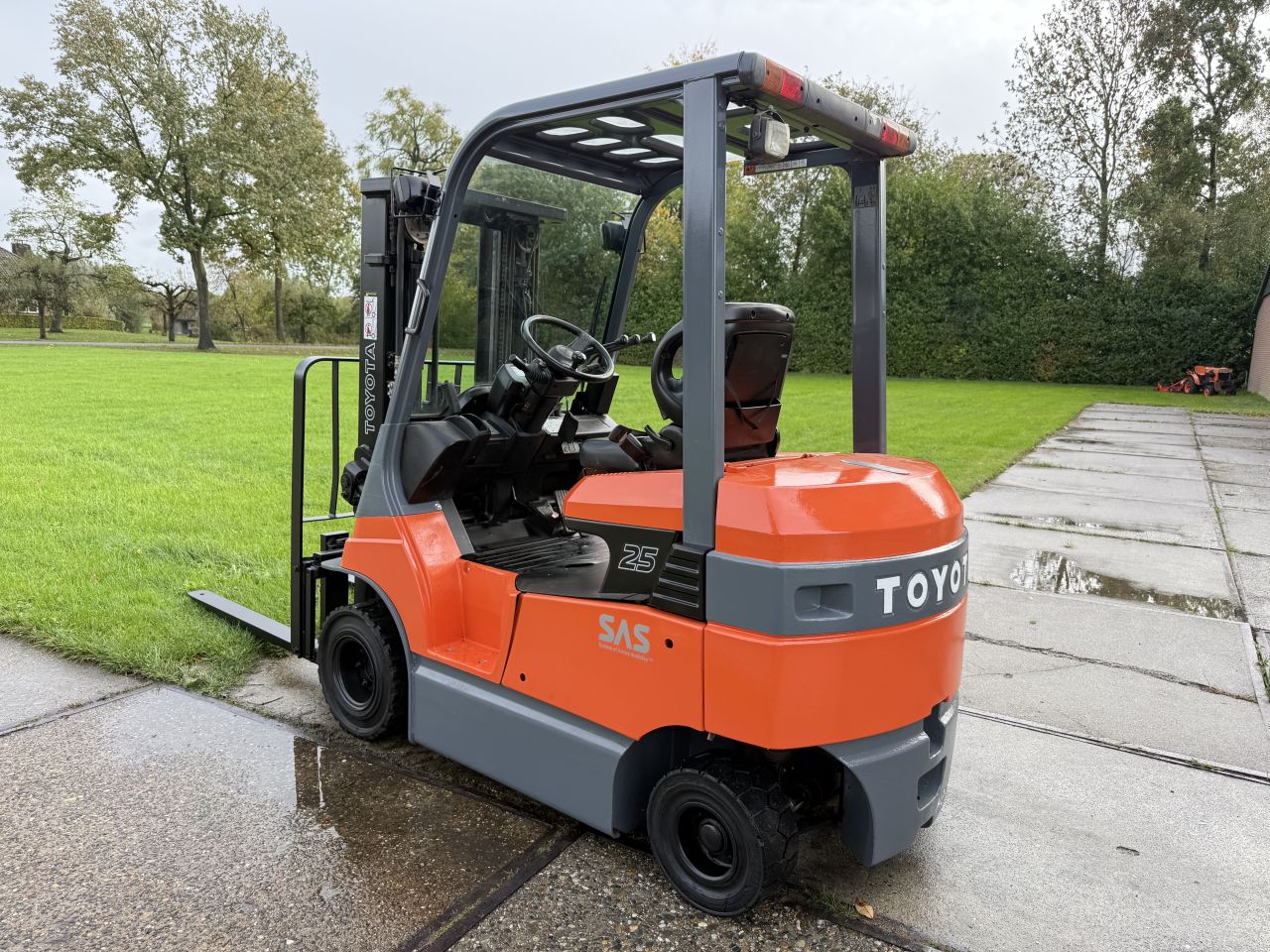 Toyota 2500KG triplex 4.3M Freelift Sideshift verlichting