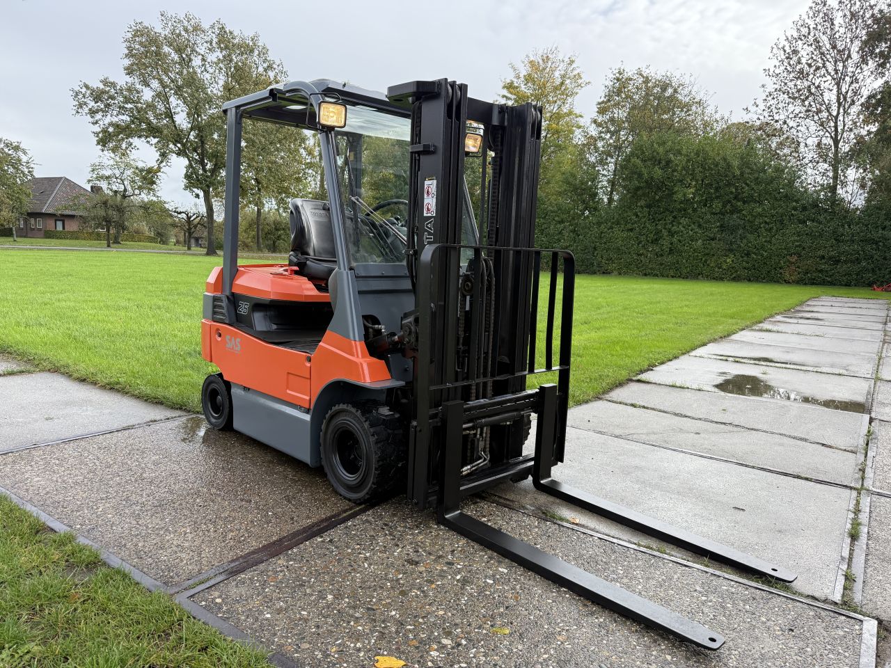 Toyota 2500KG triplex 4.3M Freelift Sideshift verlichting