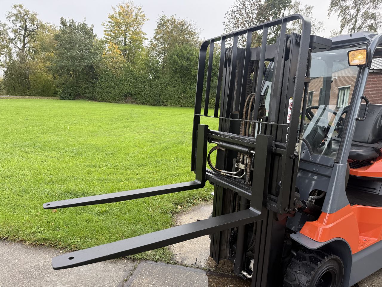 Toyota 2500KG triplex 4.3M Freelift Sideshift verlichting