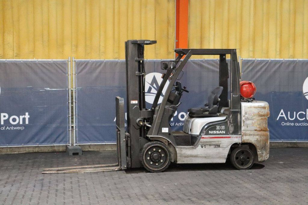 Heftruck Nissan MC UG1F LPG 3600kg 4.7m 2008