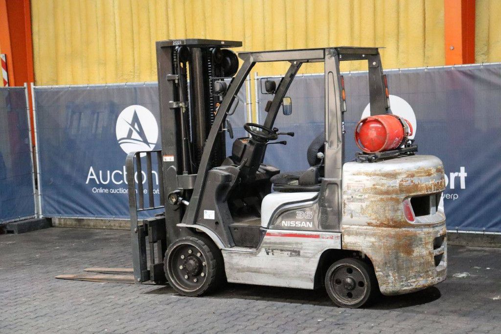 Heftruck Nissan MC UG1F LPG 3600kg 4.7m 2008