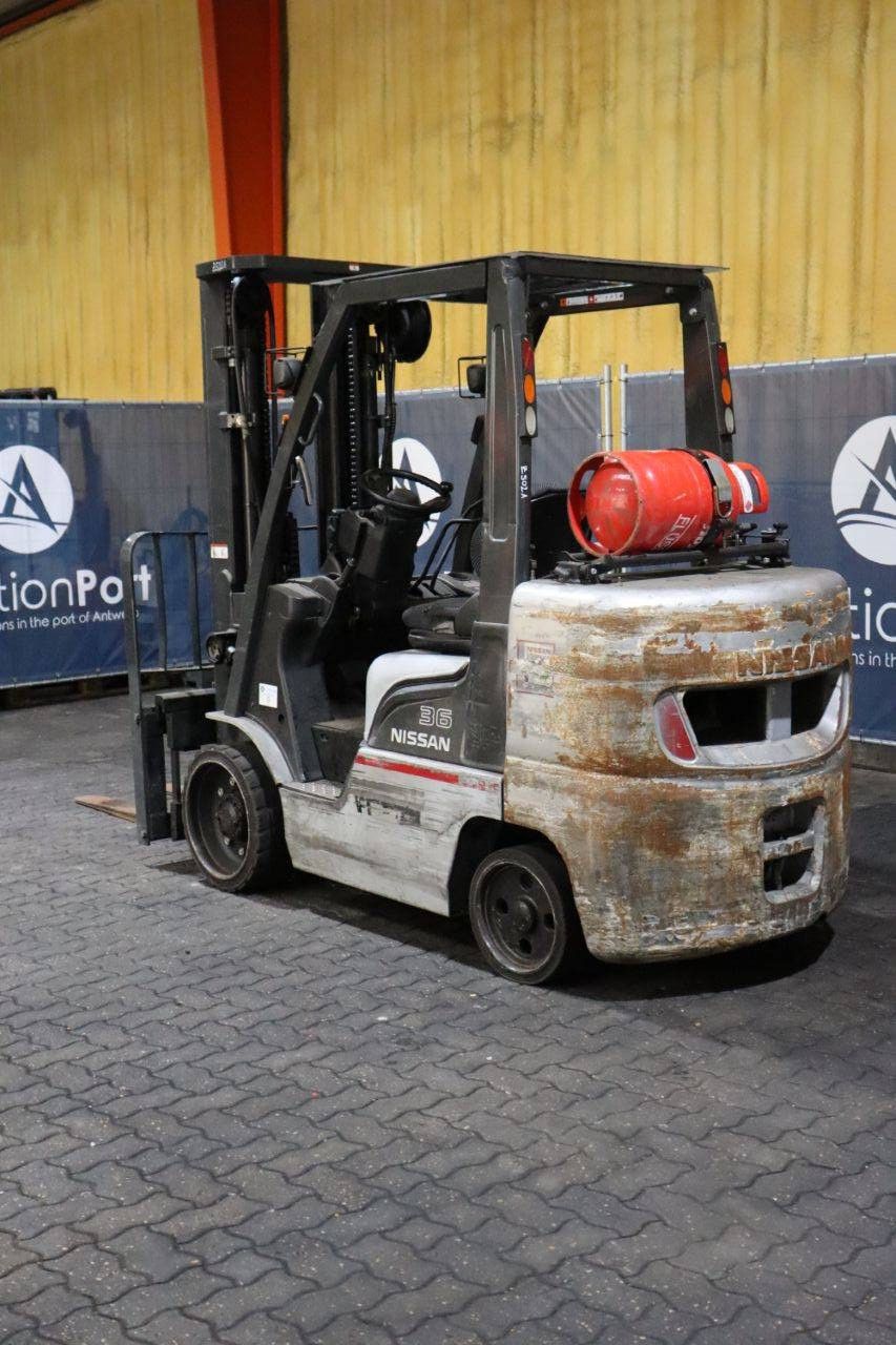Heftruck Nissan MC UG1F LPG 3600kg 4.7m 2008
