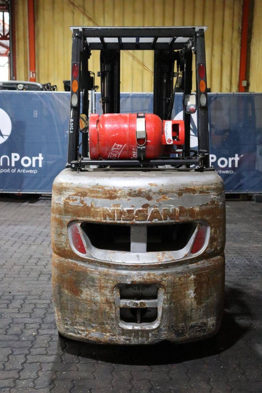 Heftruck Nissan MC UG1F LPG 3600kg 4.7m 2008